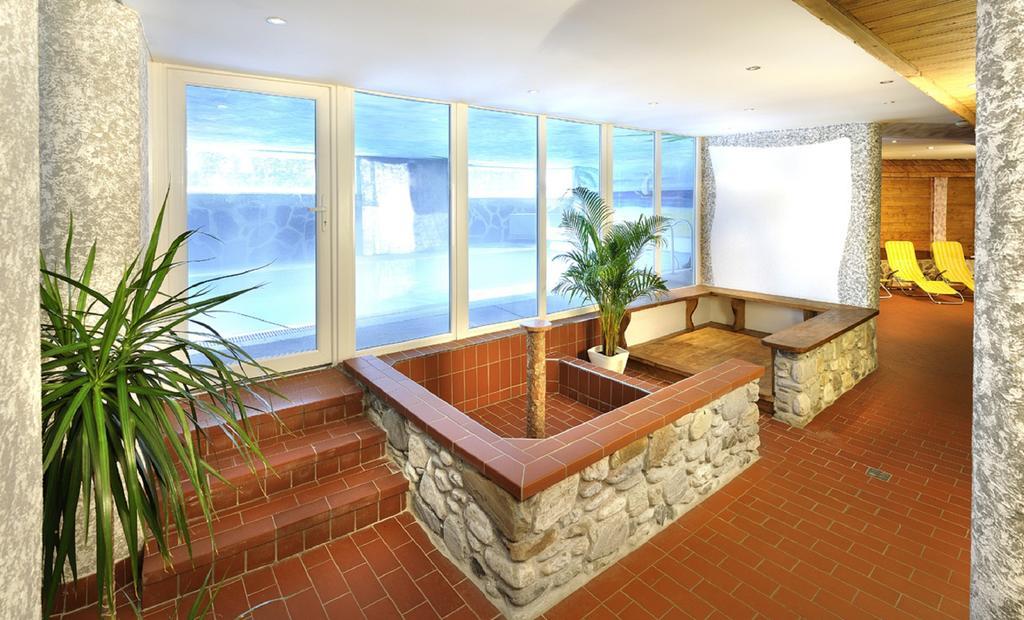 Hotel Ferienwelt Kristall 劳里斯 外观 照片